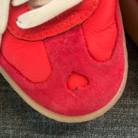 Adidas Valentines “Sambae” Women’s 6.5 - Picture 4 of 11